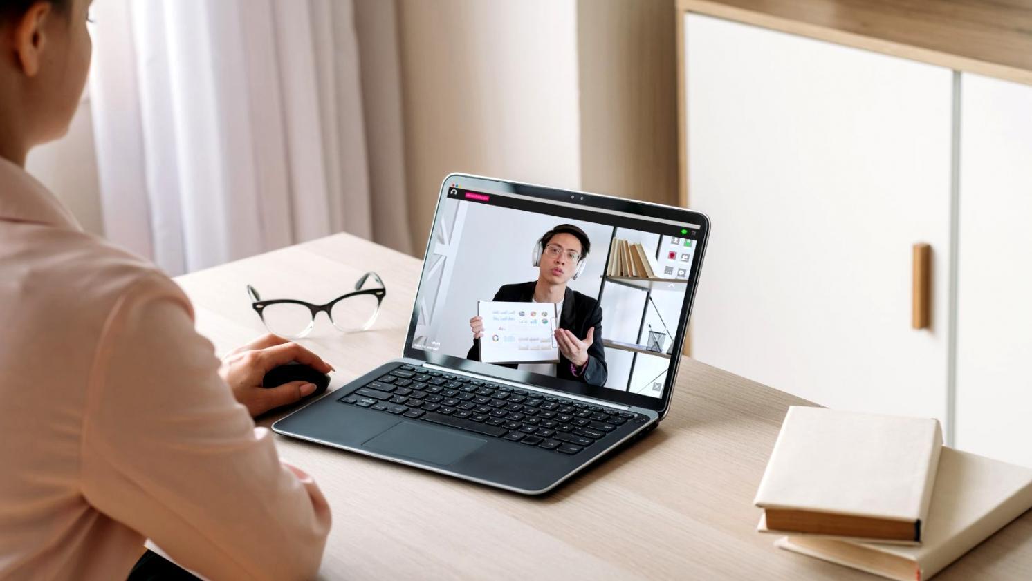 Praktische Unternehmensbildung bei Hyrmavorexi